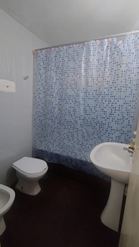 CASA EN VENTA A 100 METROS DEL MAR 