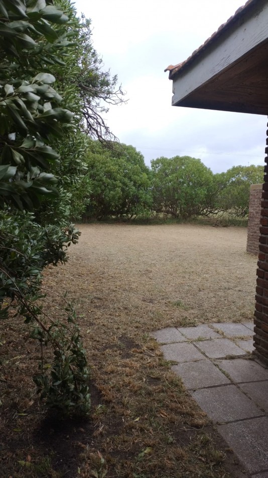 CASA EN VENTA A 100 METROS DEL MAR 