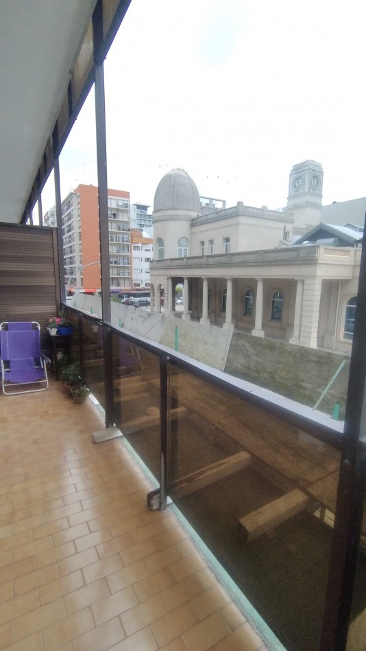 DEPARTAMENTO 3 AMBIENTES CON BALCON Y PATIO FRENTE AL ALDREY