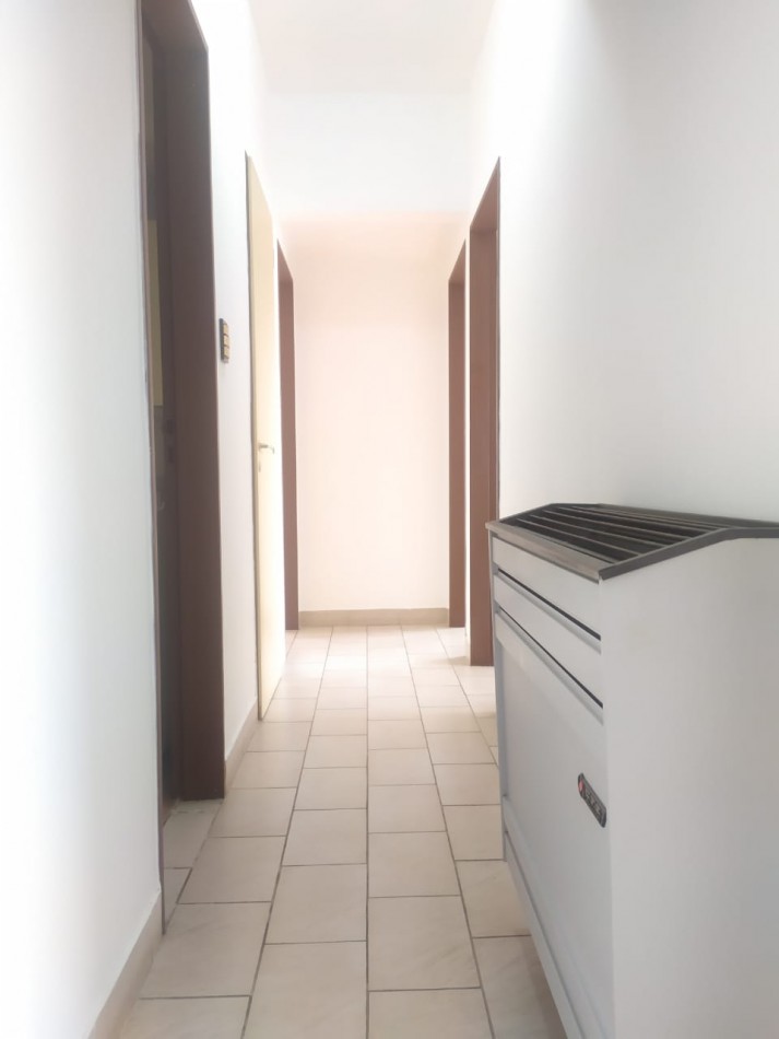 DEPARTAMENTO 4 AMBIENTES A LA CALLE 