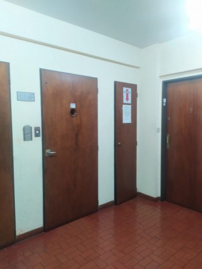 DEPARTAMENTO 4 AMBIENTES A LA CALLE 