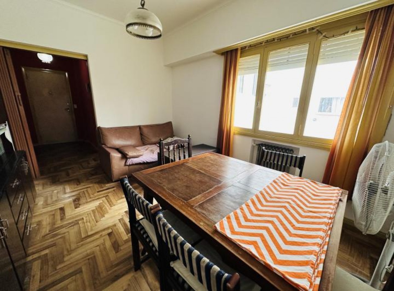 RETASADO!!  DEPARTAMENTO 2 AMBIENTES PLAZA MITRE