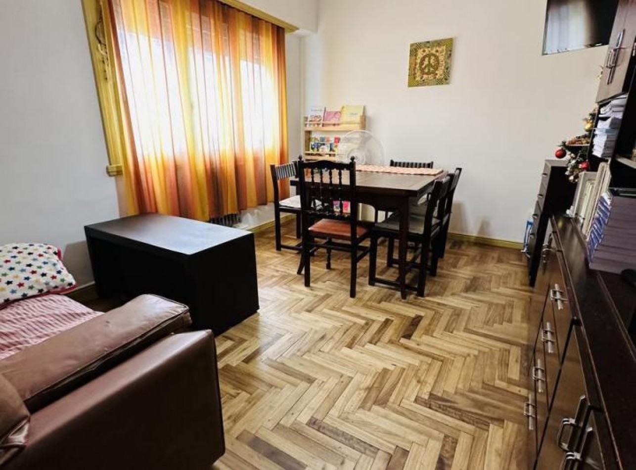 RETASADO!!  DEPARTAMENTO 2 AMBIENTES PLAZA MITRE