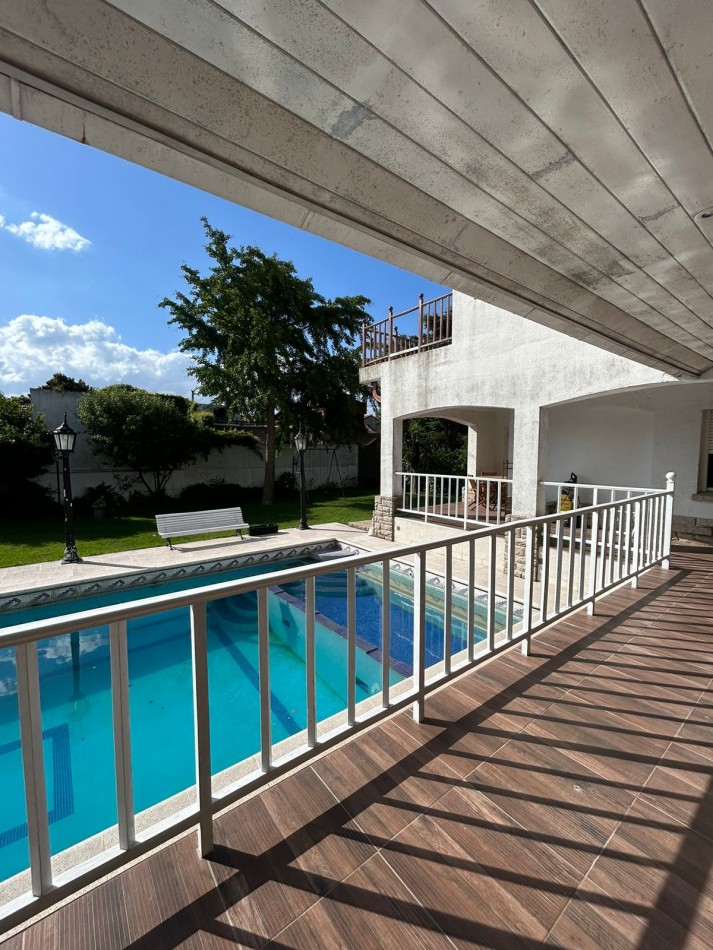 PRESTIGIOSA MANSION EN STELLA MARIS