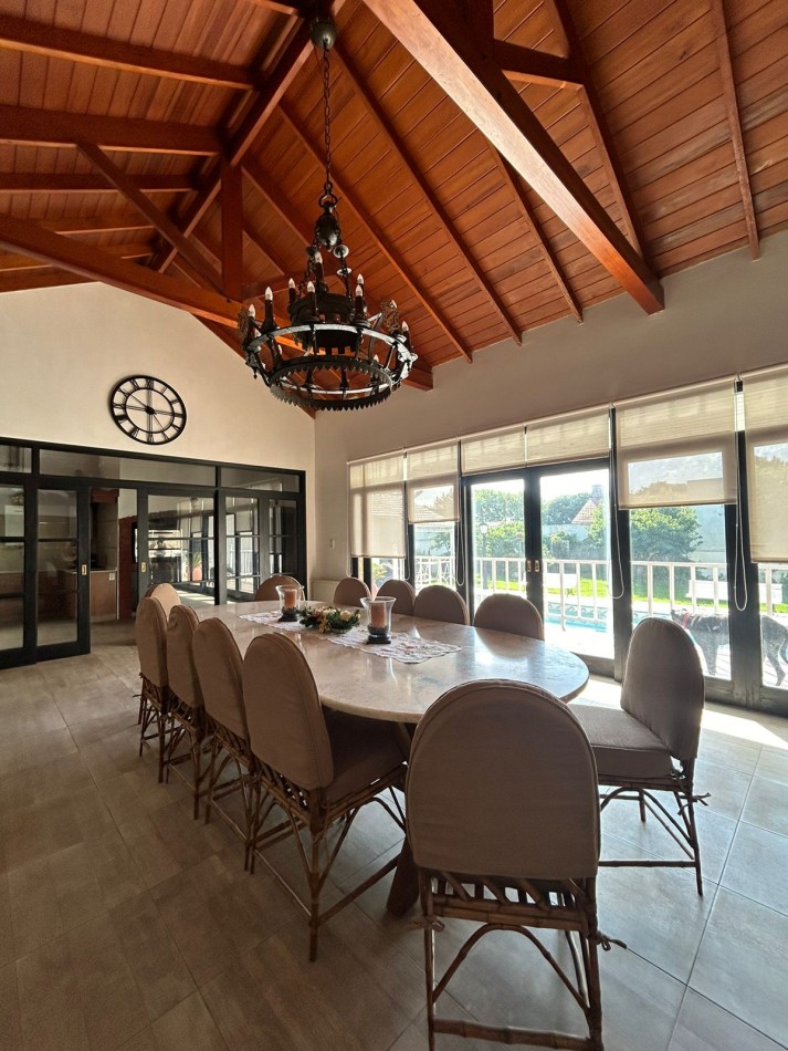 PRESTIGIOSA MANSION EN STELLA MARIS