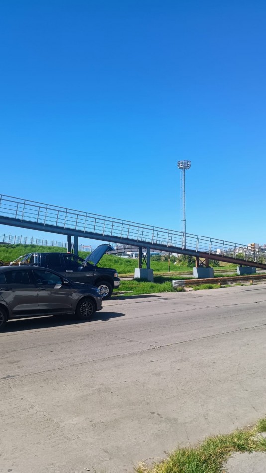 OPORTUNIDAD PARA DESARROLLO INMEJORABLE UBICACION