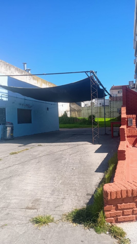 OPORTUNIDAD PARA DESARROLLO INMEJORABLE UBICACION