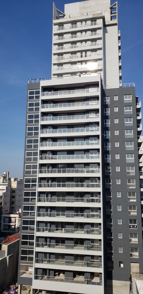Exclusivo complejo de 2 edificios de categoria - Alquiler y Venta unidades de 1,2 3 y 4 ambientes c/ dependencia de servicio