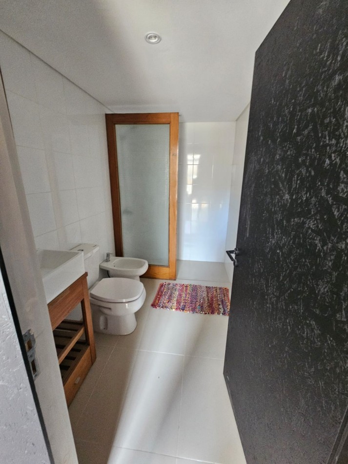 Excelente LOFT en pleno ALMAGRO, con techos a 4 metros de altura