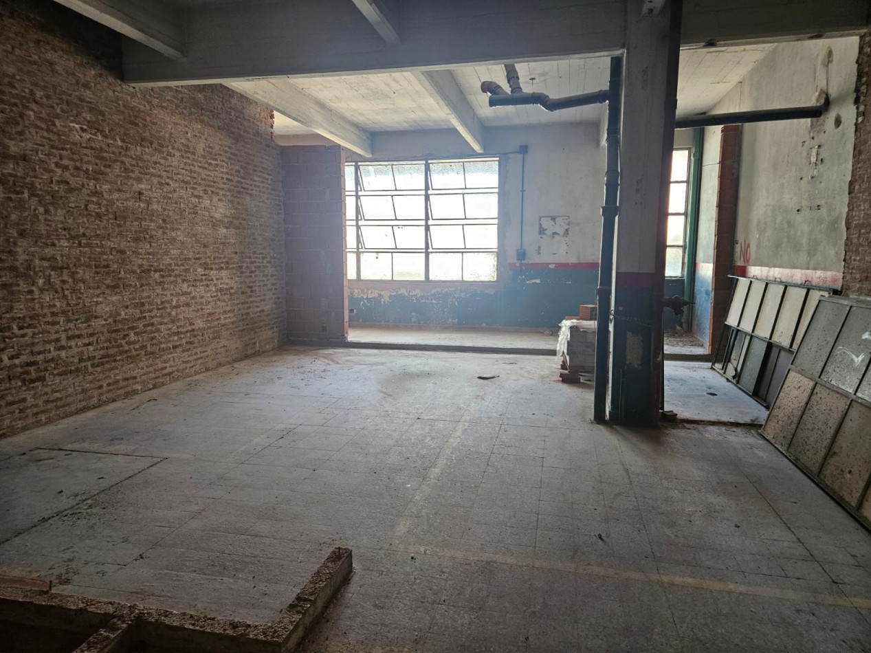 Excelente LOFT en pleno ALMAGRO, con techos a 4 metros de altura