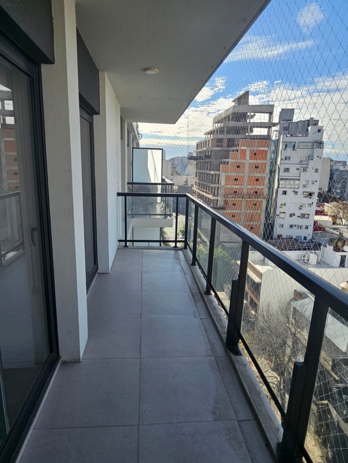 Hermoso 2 ambientes con cochera fija cubierta en edificio de CATEGORIA / La Palmera de Villa Crespo