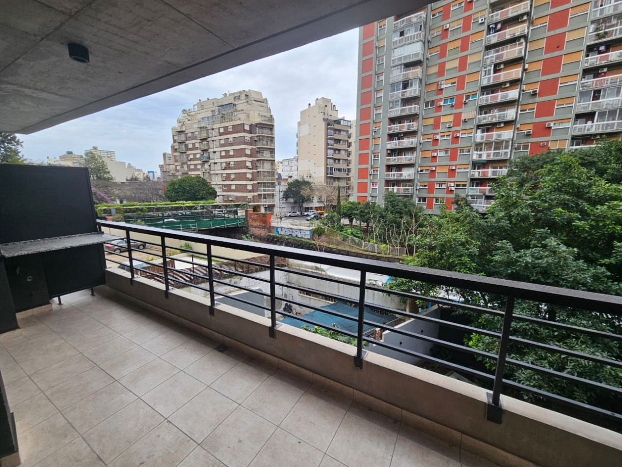 Hermoso 2 ambientes a estrenar con toilette de recepcion y dormitorio en suite con vestidor