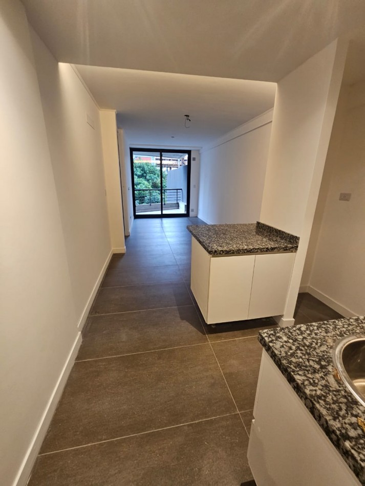 Hermoso 2 ambientes a estrenar con toilette de recepcion y dormitorio en suite con vestidor