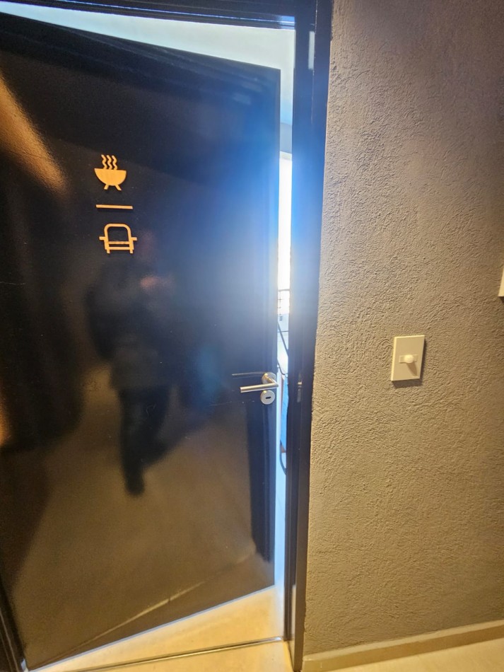 Hermoso 2 ambientes a estrenar con toilette de recepcion y dormitorio en suite con vestidor