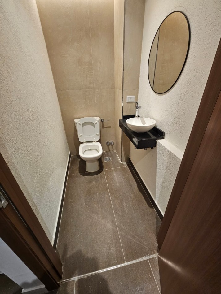 Hermoso 2 ambientes a estrenar con toilette de recepcion y dormitorio en suite con vestidor