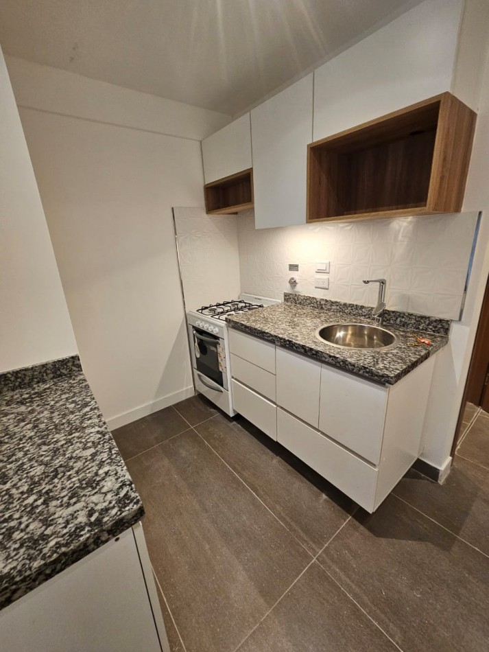 Hermoso 2 ambientes a estrenar con toilette de recepcion y dormitorio en suite con vestidor