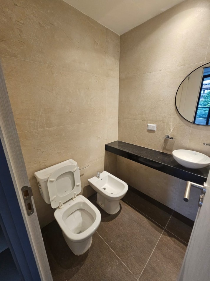 Hermoso 2 ambientes a estrenar con toilette de recepcion y dormitorio en suite con vestidor