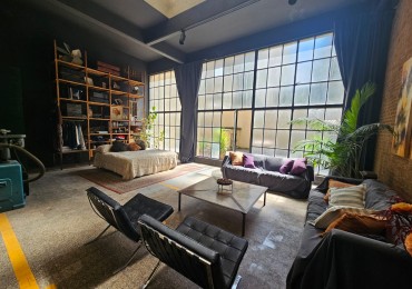 Excelente LOFT en pleno ALMAGRO, con techos a 4 metros de altura