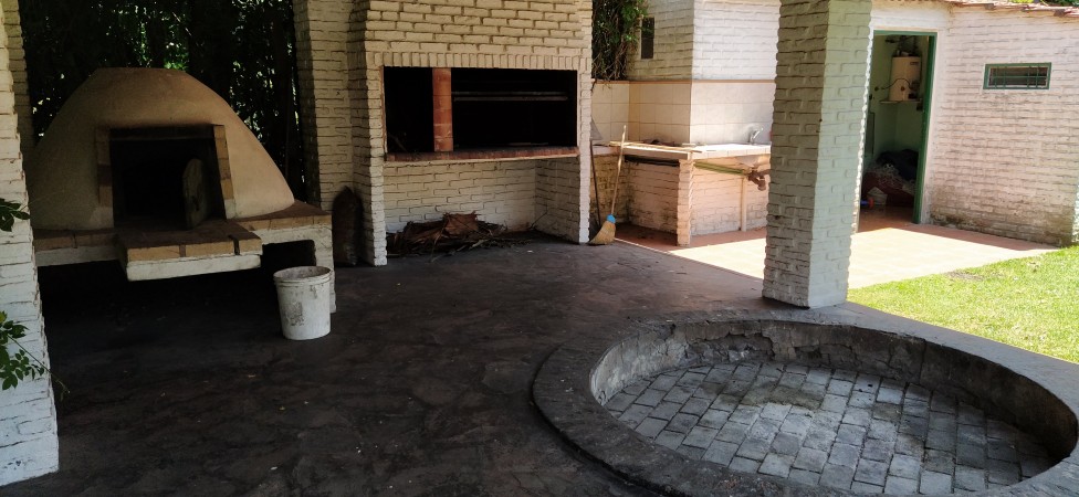 La Unión, Ezeiza, Importante Quinta sobre fracción de 4500m2 C/Pileta, cancha
