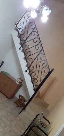 Casa en venta s/ lote de 8.66x25 losa 5 ambientes e/ dos auto