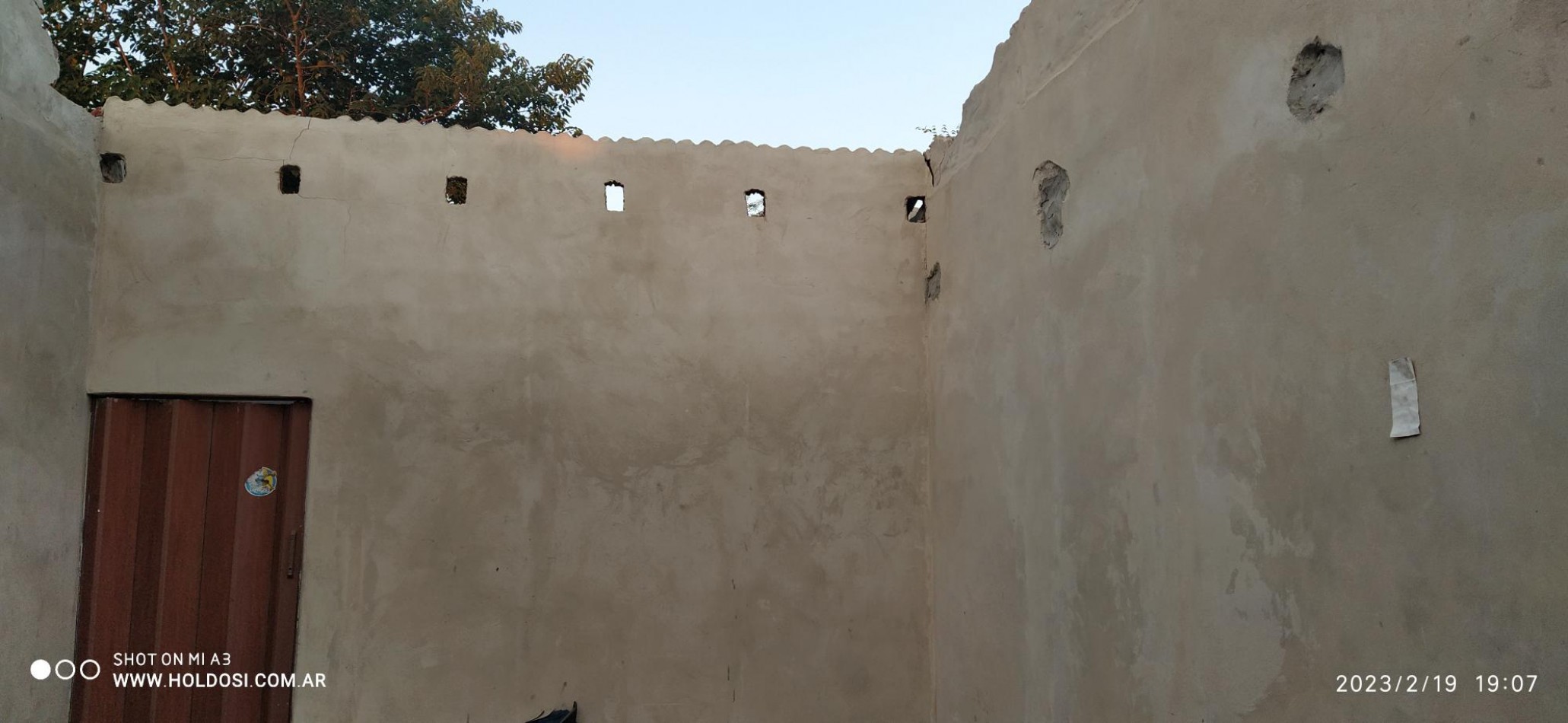OPORTUNIDAD !!! Casa, lote 10x31, LOSA 4 amb. e/ auto, B° Sta. Lucia     
