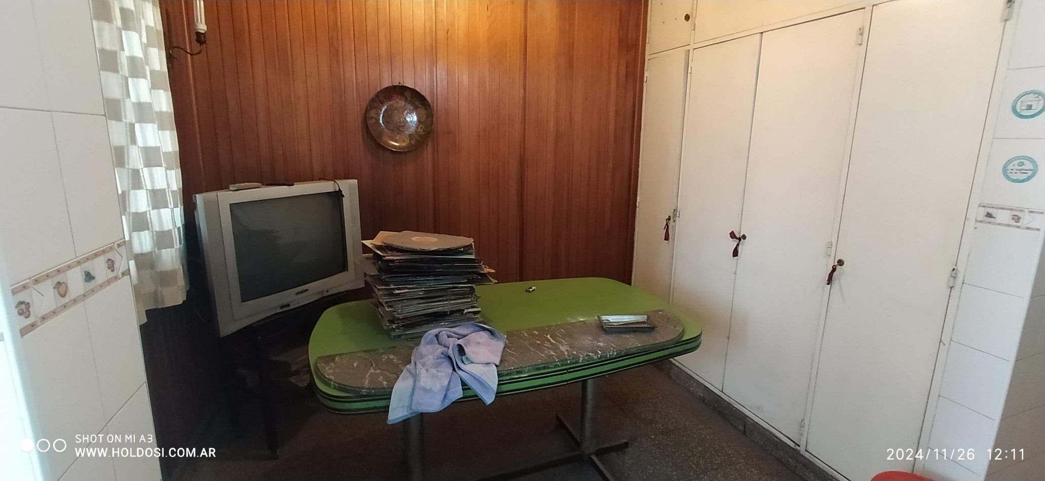 IMPORTANTE DEPARTAMENTO FLORESTA 5 ambientes y comedor diario o dependencia, 2 baños, 2 balcones.
