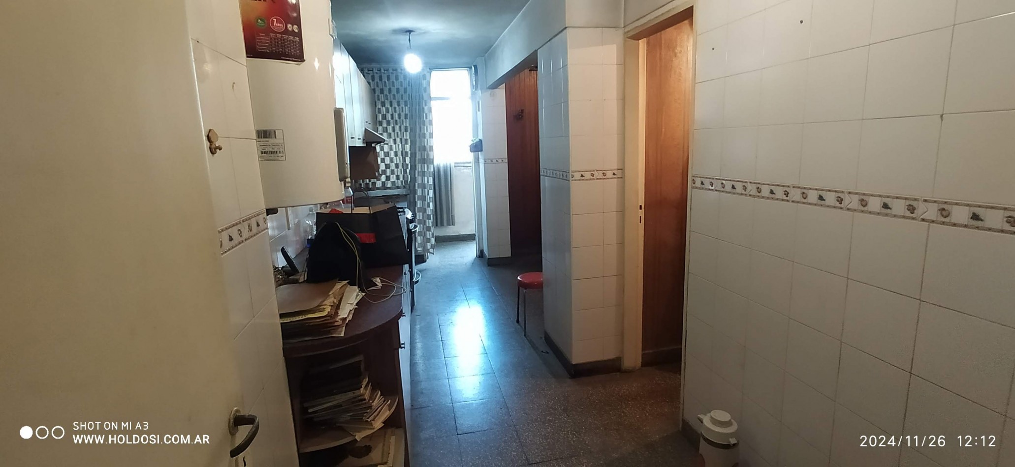 IMPORTANTE DEPARTAMENTO FLORESTA 5 ambientes y comedor diario o dependencia, 2 baños, 2 balcones.