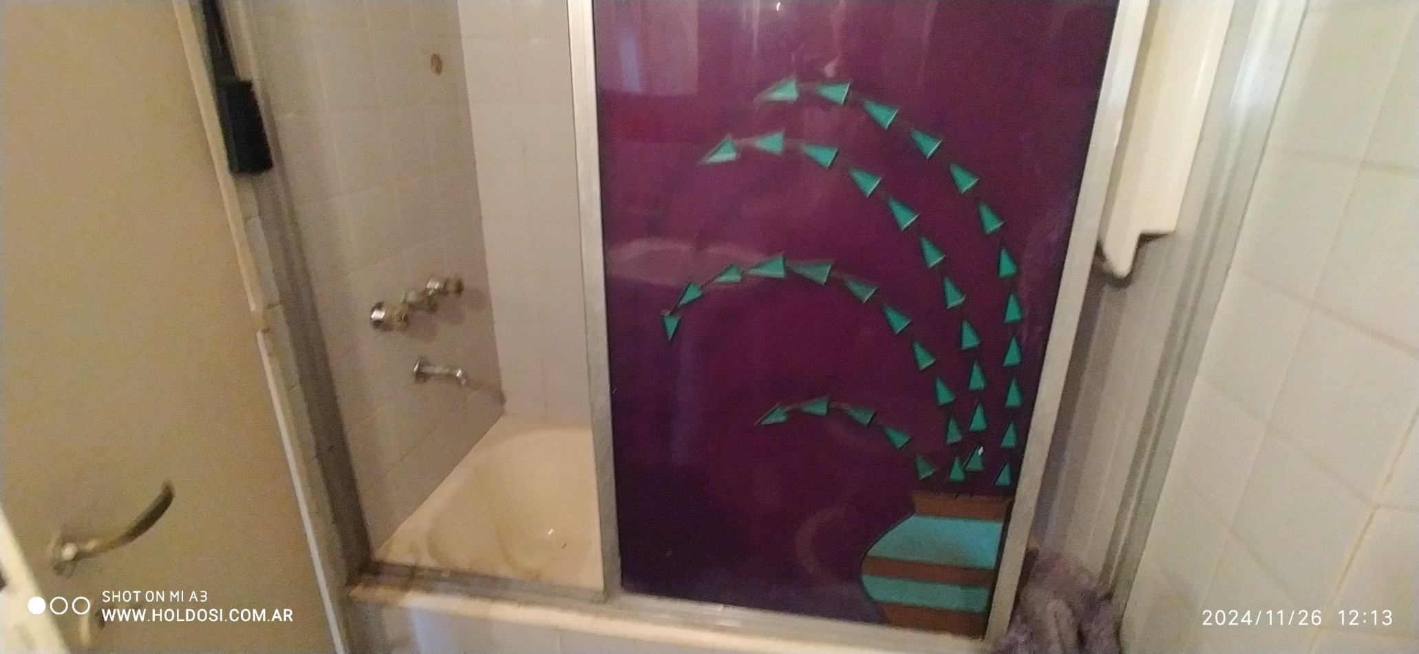 IMPORTANTE DEPARTAMENTO FLORESTA 5 ambientes y comedor diario o dependencia, 2 baños, 2 balcones.