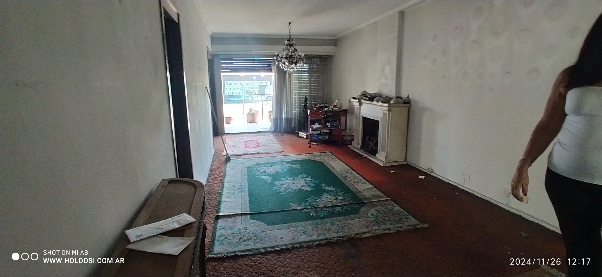 IMPORTANTE DEPARTAMENTO FLORESTA 5 ambientes y comedor diario o dependencia, 2 baños, 2 balcones.