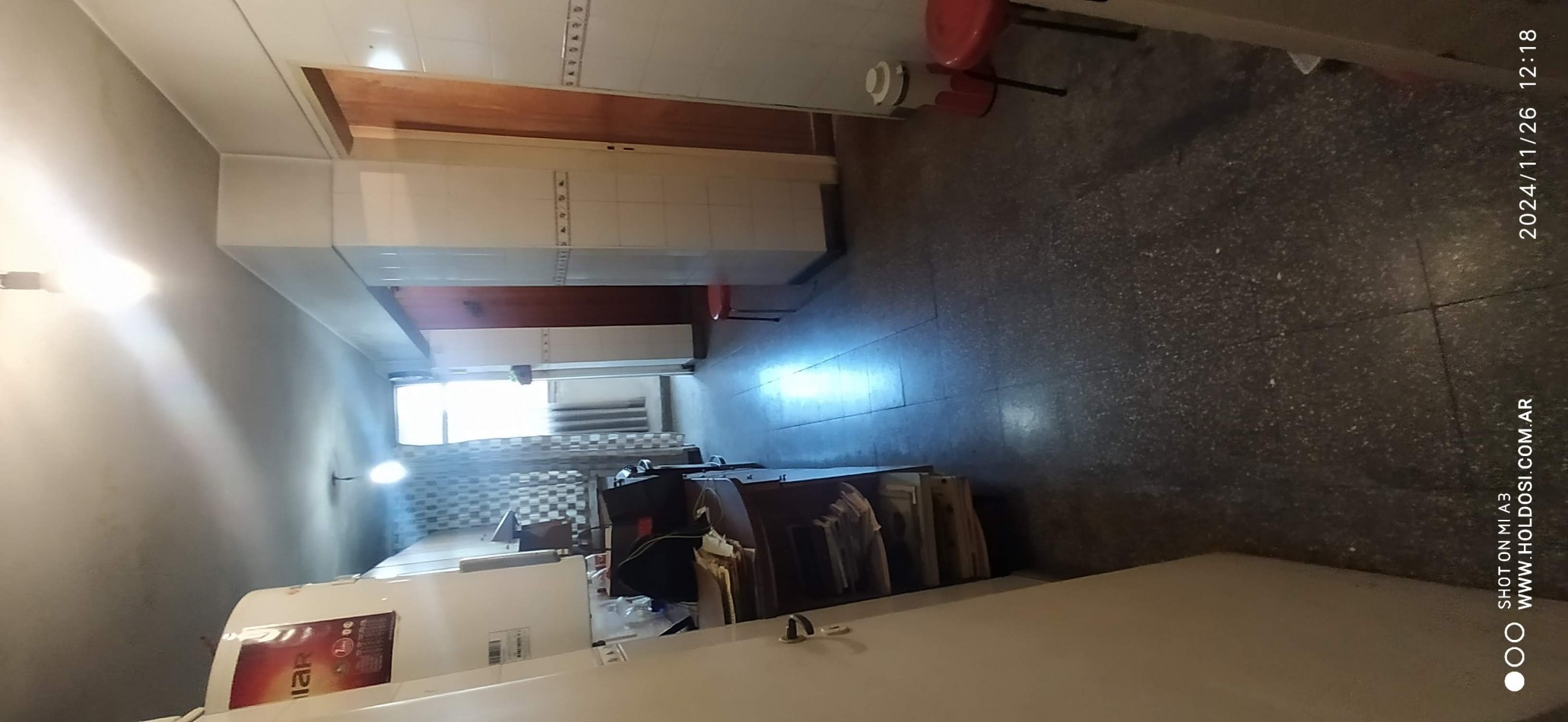 IMPORTANTE DEPARTAMENTO FLORESTA 5 ambientes y comedor diario o dependencia, 2 baños, 2 balcones.