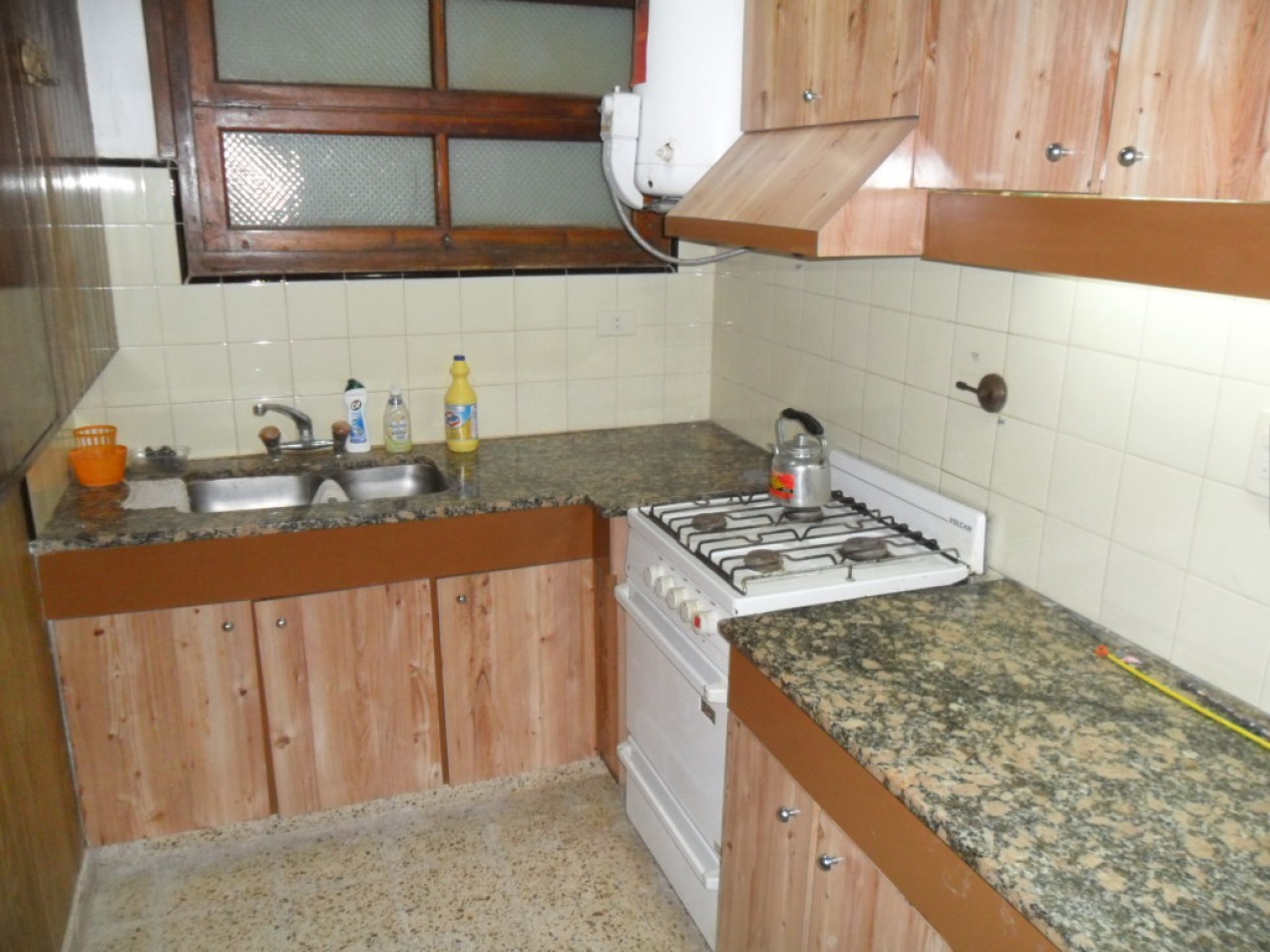 Casa con Depto. en Zona Norte