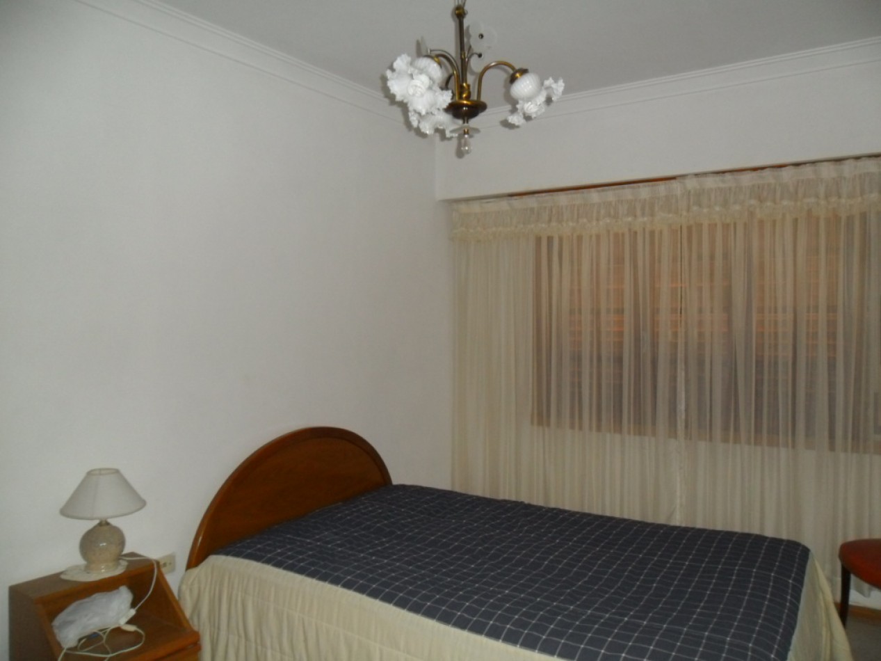 Chalet 5 Amb. en esquina centrico 