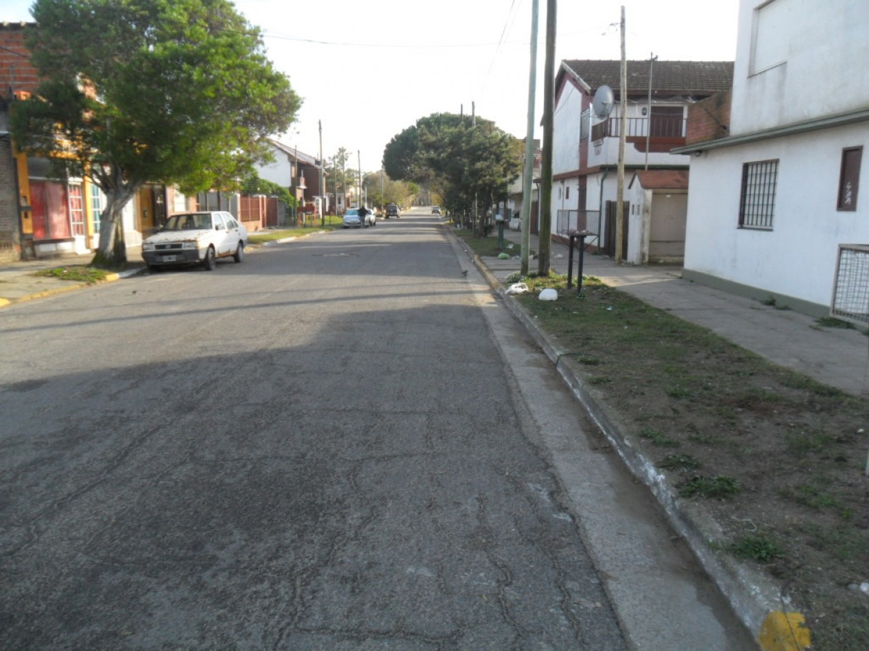 Duplex  4 amb a 100 Mts del mar Barrio el Tala 