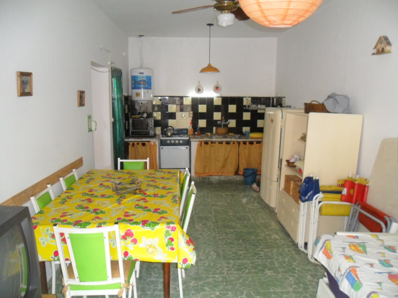 Depto. de 2 Amb. +  Monoambiente c/patio y entrada de vehiculo 