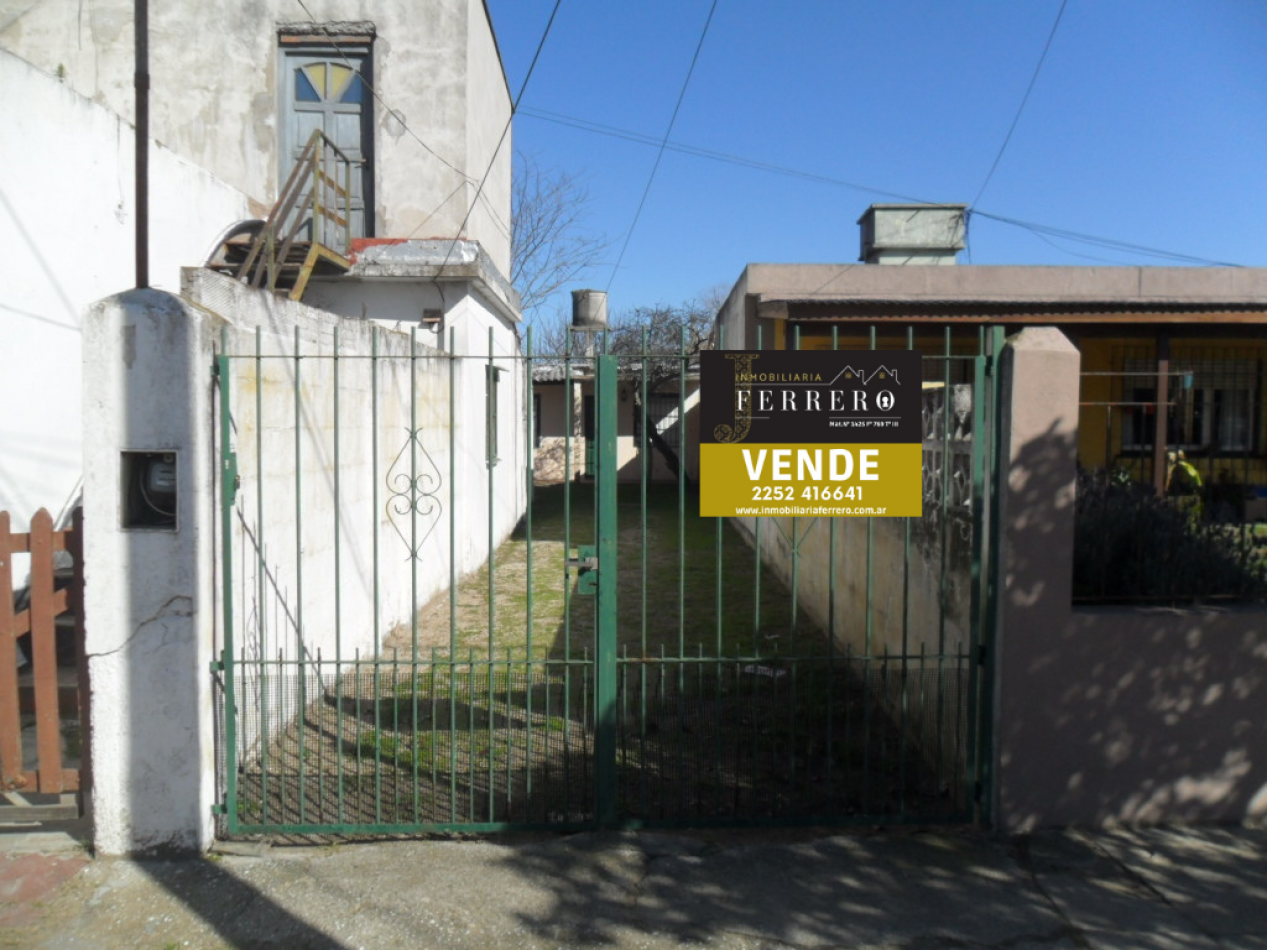Depto. de 2 Amb. +  Monoambiente c/patio y entrada de vehiculo 