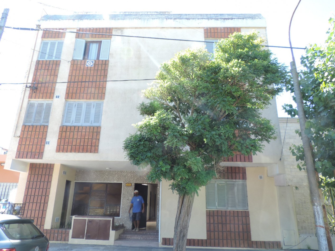 Depto. 3 Amb 2do 24 Edificio Wall II 