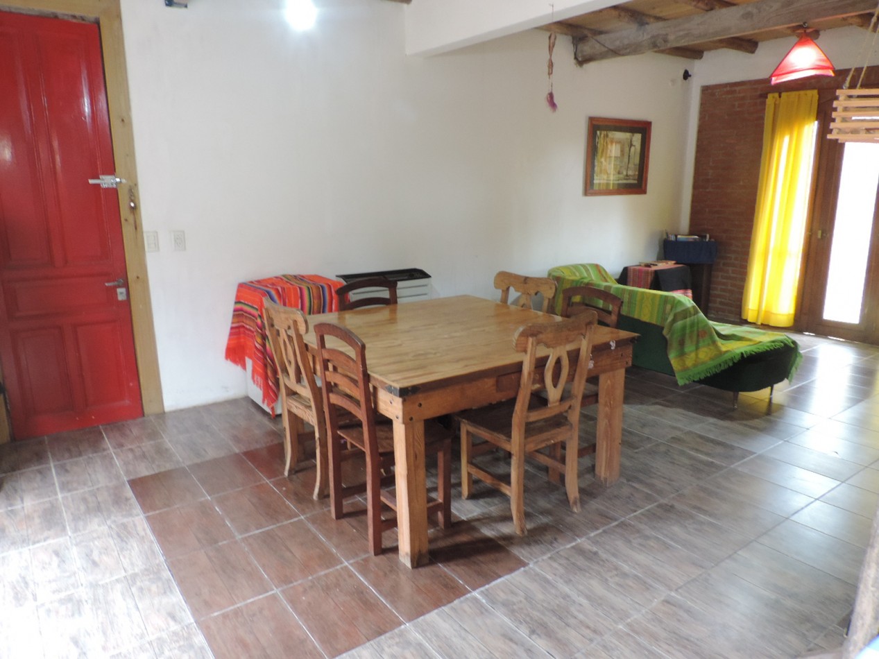 Casa rustica de 4 amb.con gran lote