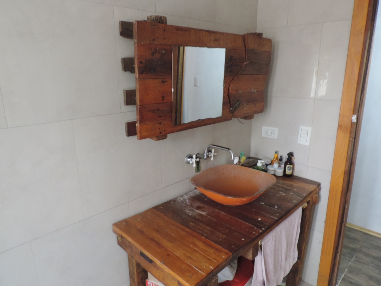 Casa rustica de 4 amb.con gran lote