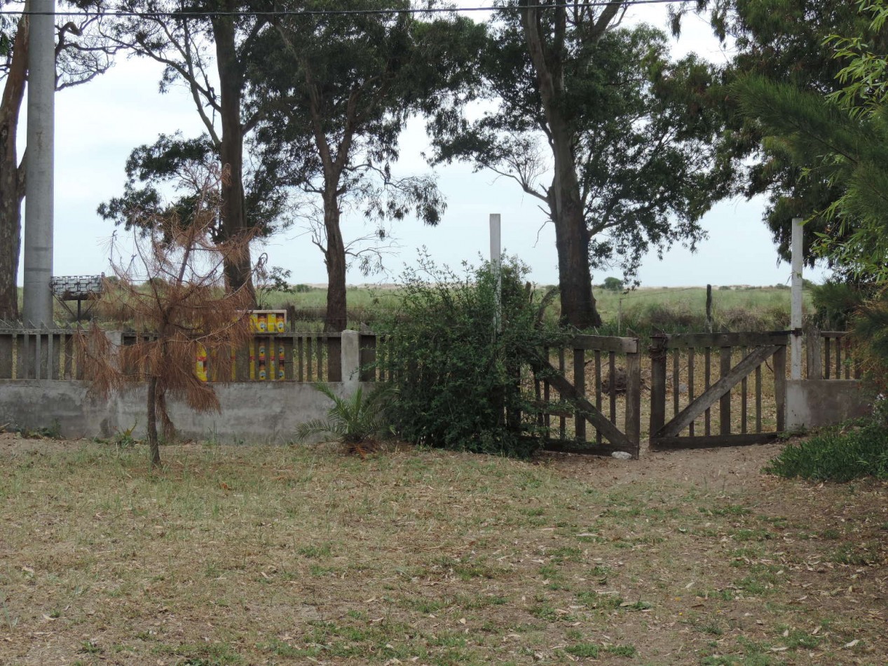 Casa rustica de 4 amb.con gran lote