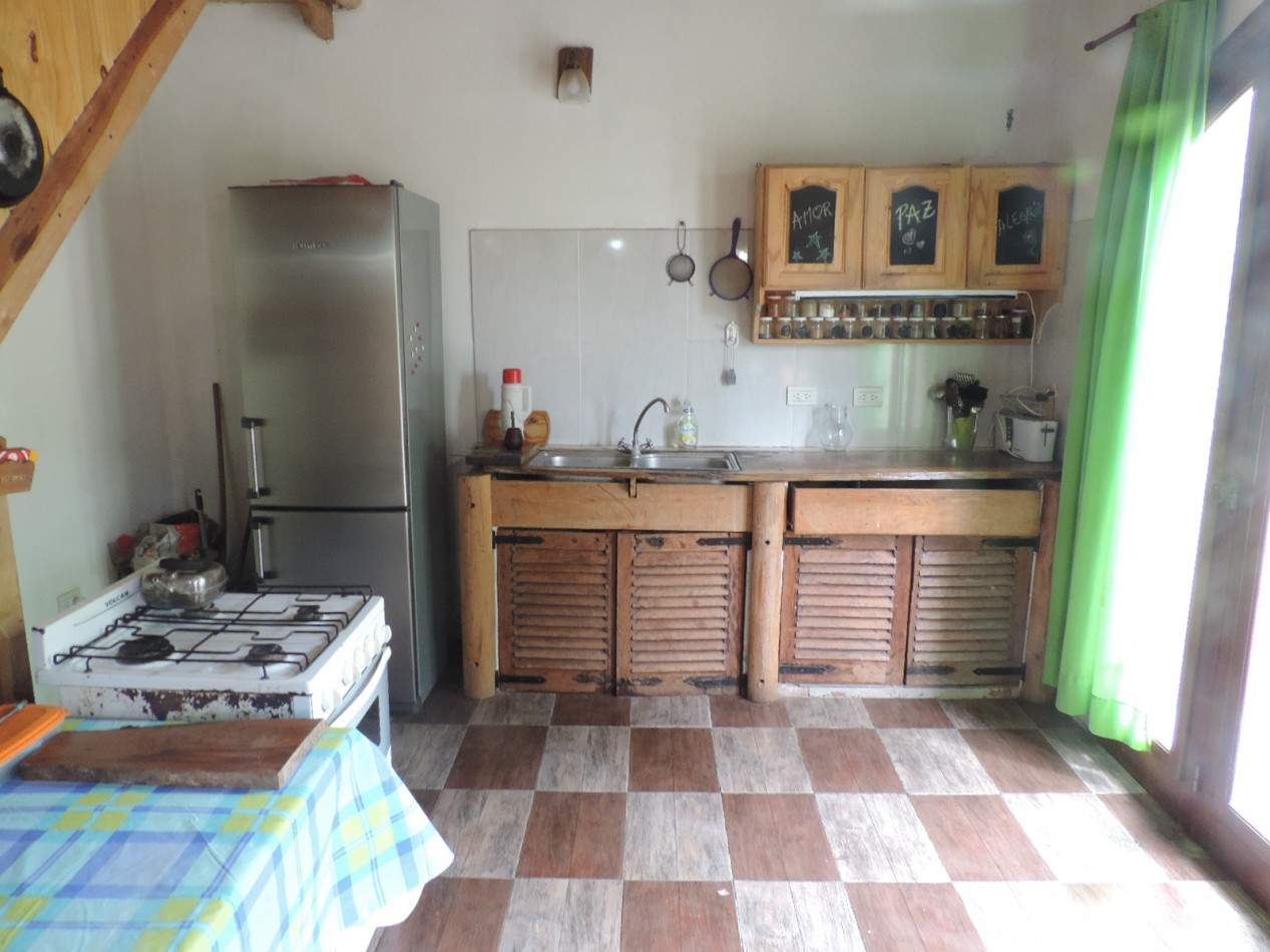 Casa rustica de 4 amb.con gran lote