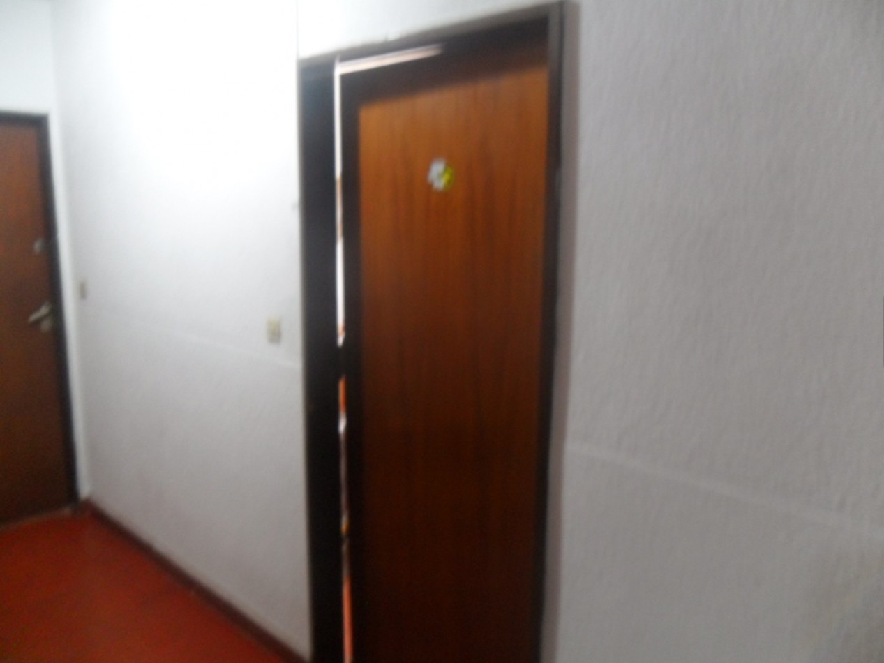 Depto 2 amb al frente Edificio French
