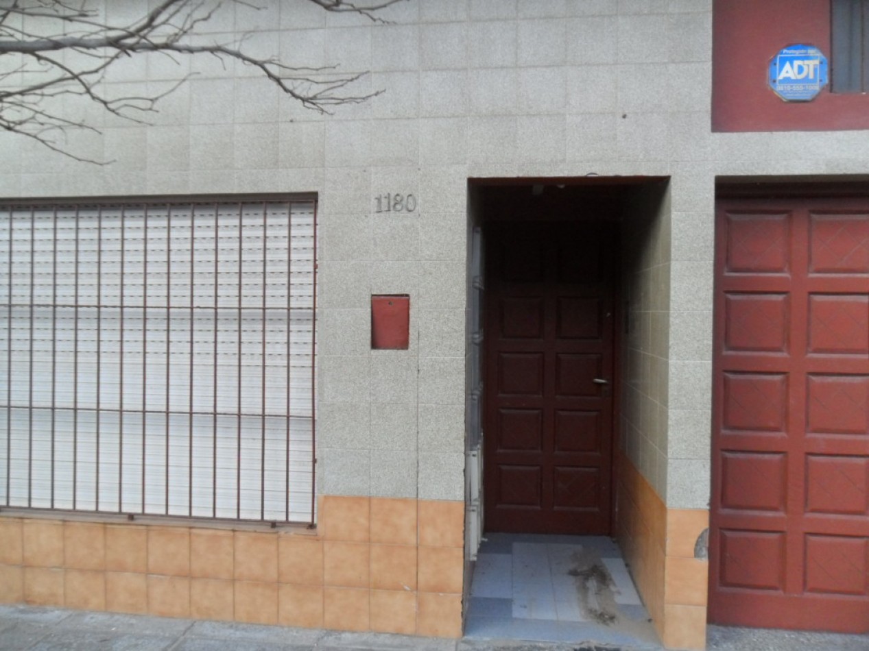 Monoambiente 2do piso depto. 6 Zona Norte