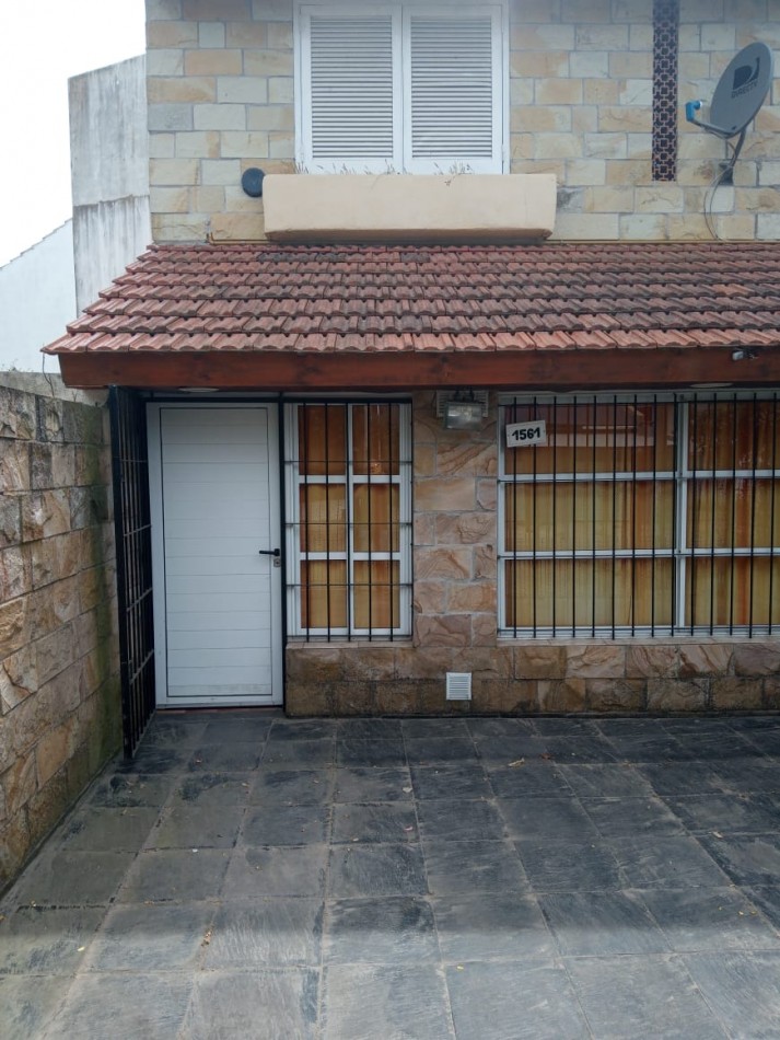 Chalet de 4 Amb centrico P/6 personas 