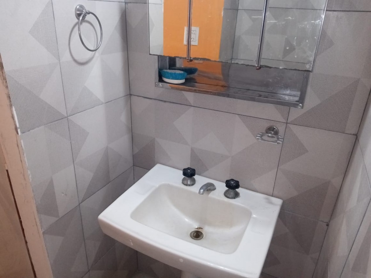 Casa 3 amb. en zona norte p/8 p