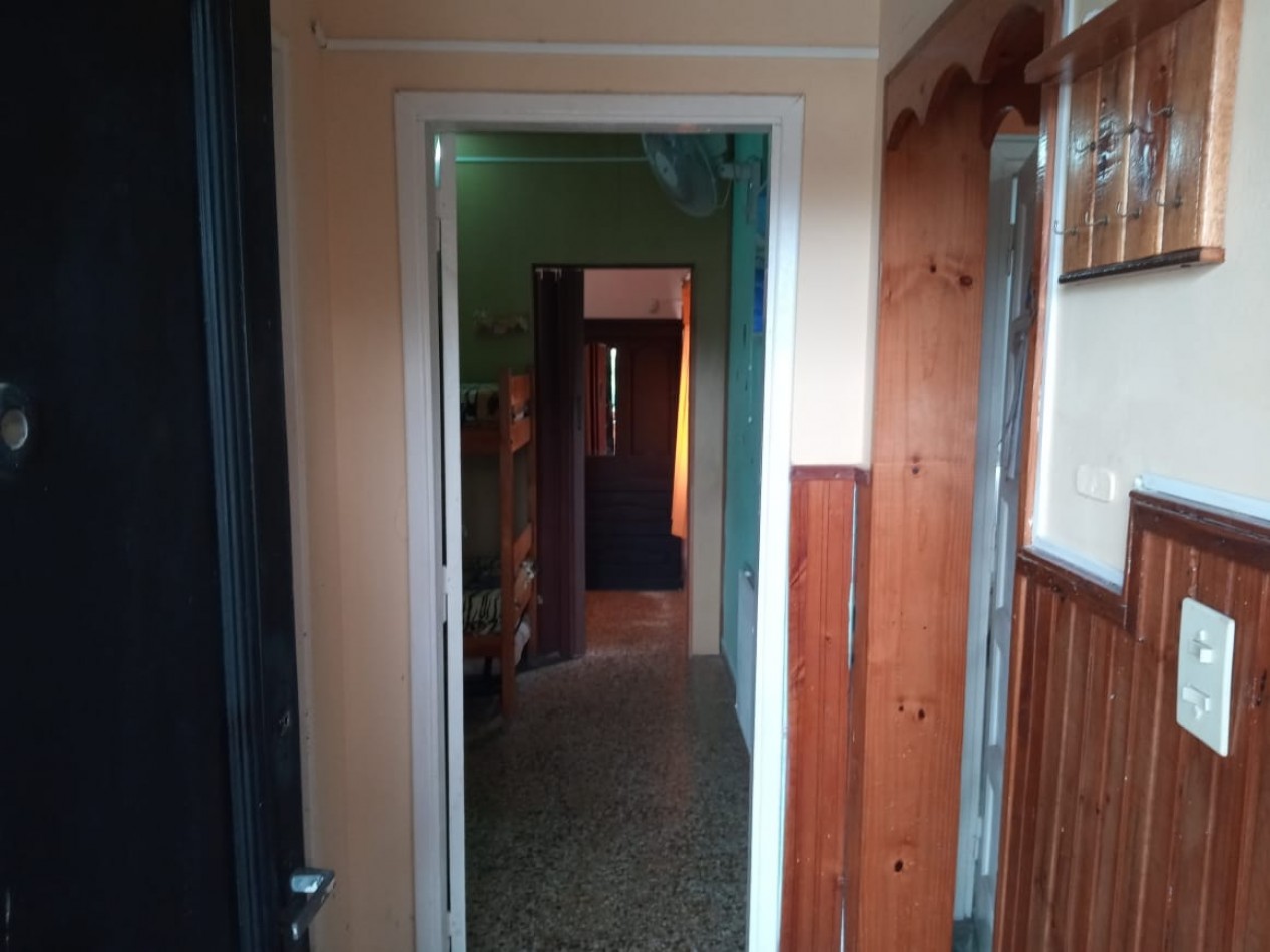Complejo de DOS casas sobre calle UNO centro 
