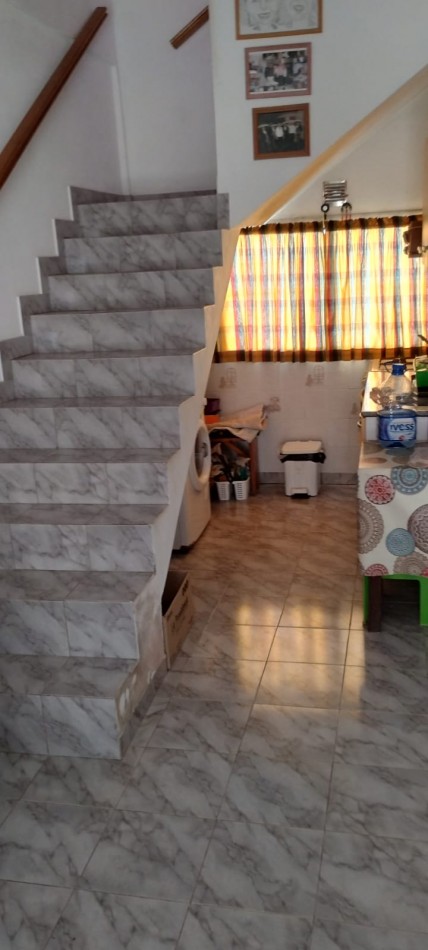 Complejo 6 deptos. y 1 Duplex en zona norte