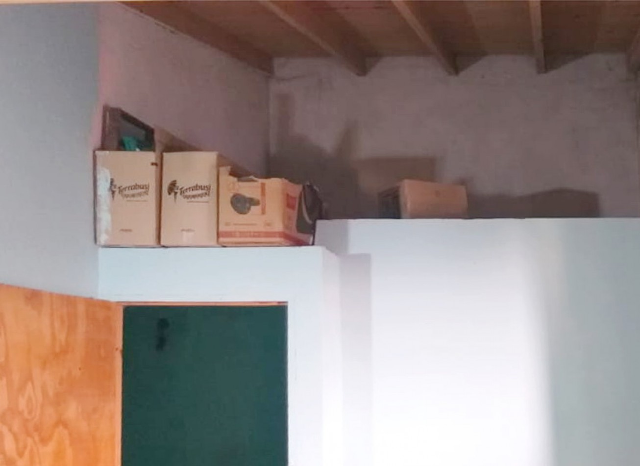 Duplex 3 Amb con patio y estacionamiento 