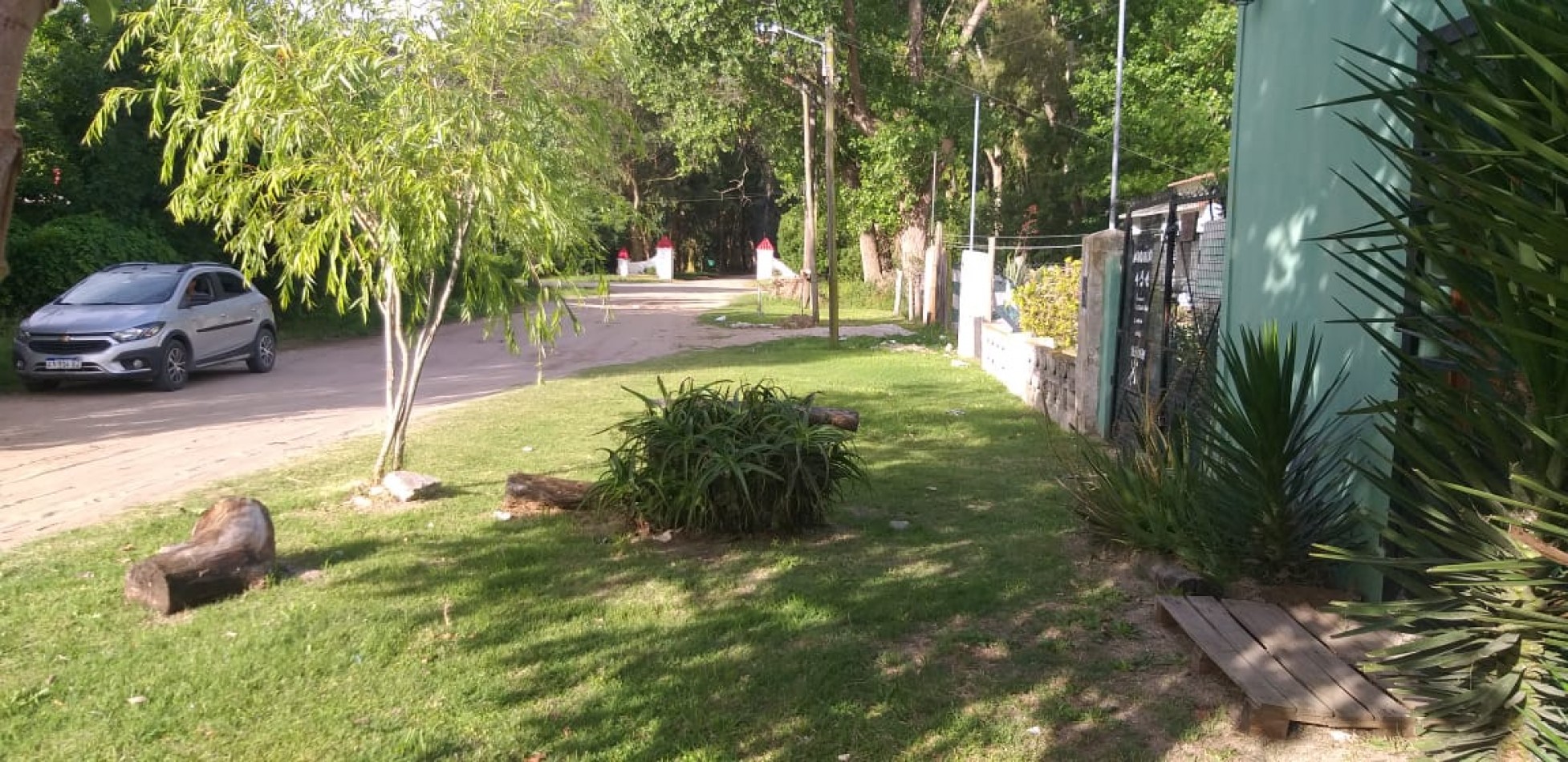 Duplex 3 Amb con patio y estacionamiento 