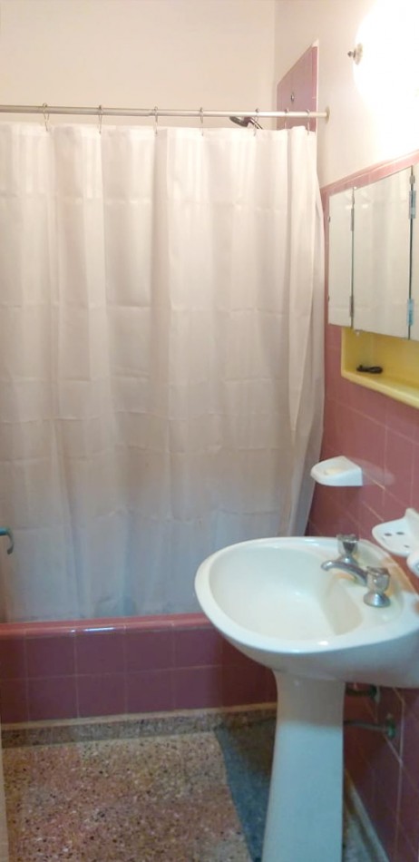 Depto. centrico 2 Amb remodelado
