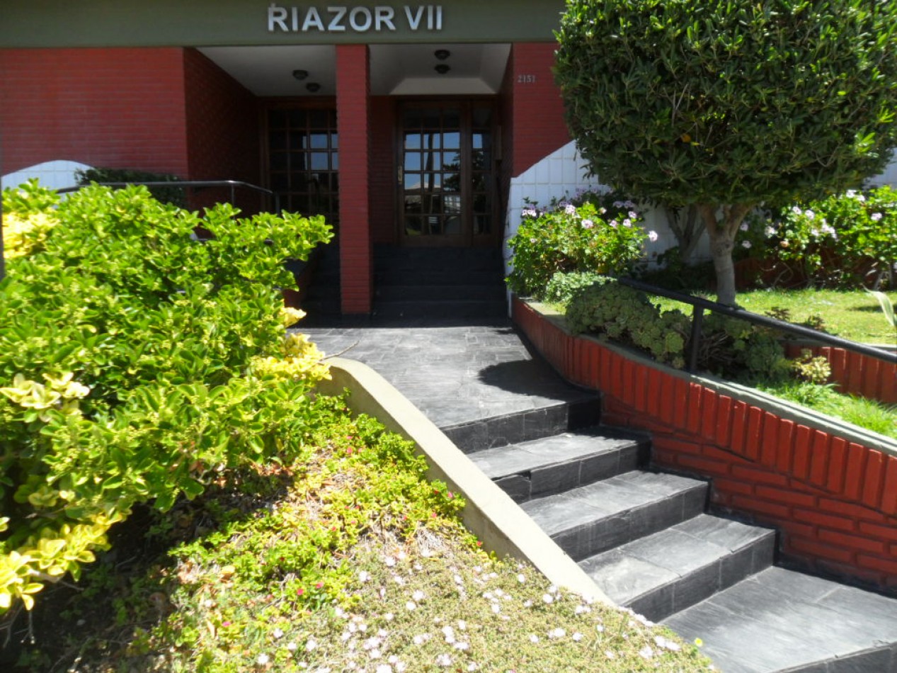 Depto 3 Amb con cochera Riazor VII 7mo piso B 